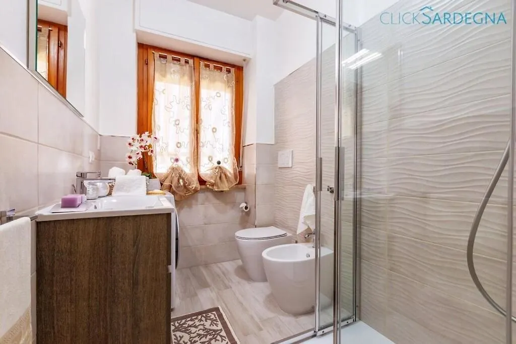 Lovely Apartment Next To The Beach With Air Conditioning And Wifi Alghero 0*,  Itália